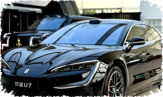 Sedan Listrik Mewah YangWang U7, Blade Battery Generasi Baru