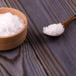 Minum Air Garam: Ini 10 Manfaat Jika Tidak Sesuai Takaran