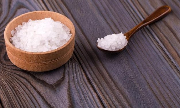 Minum Air Garam: Ini 10 Manfaat Jika Tidak Sesuai Takaran