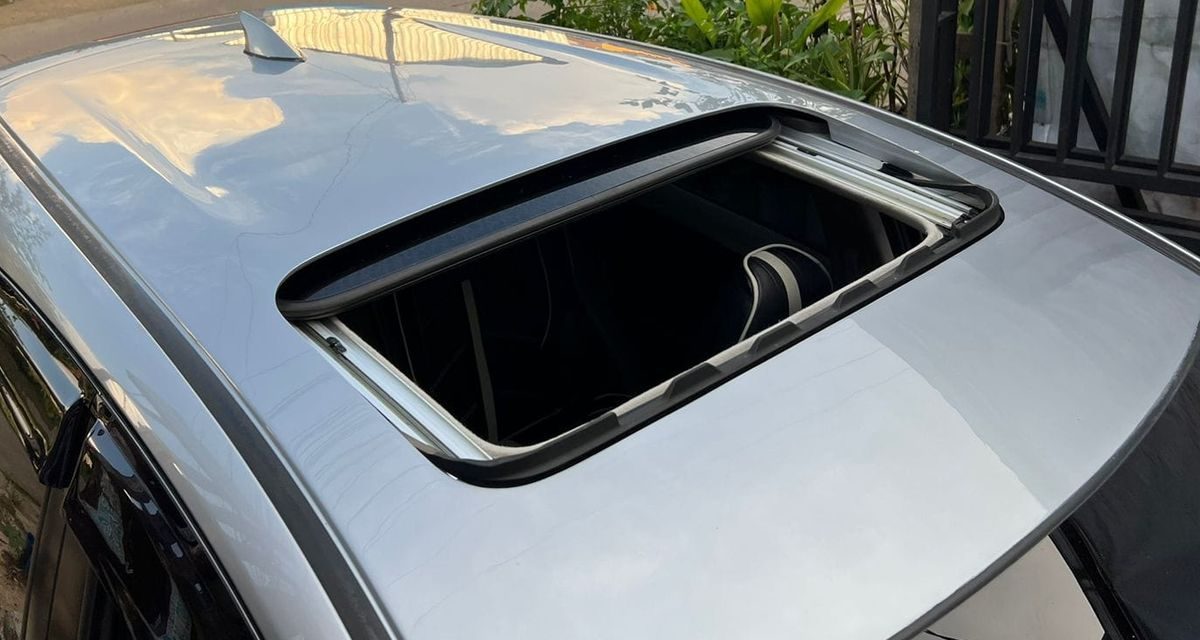 Pembuatan Sunroof Mobil Manual Relatif Lebih Murah, Yuk Simak