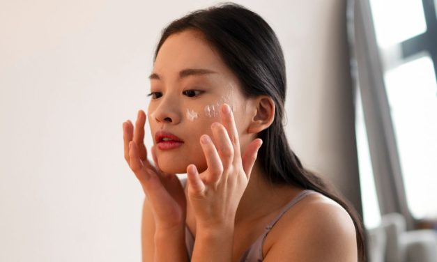 Menggunakan Skincare Justru Bisa Memperparah Kondisi Kulit?